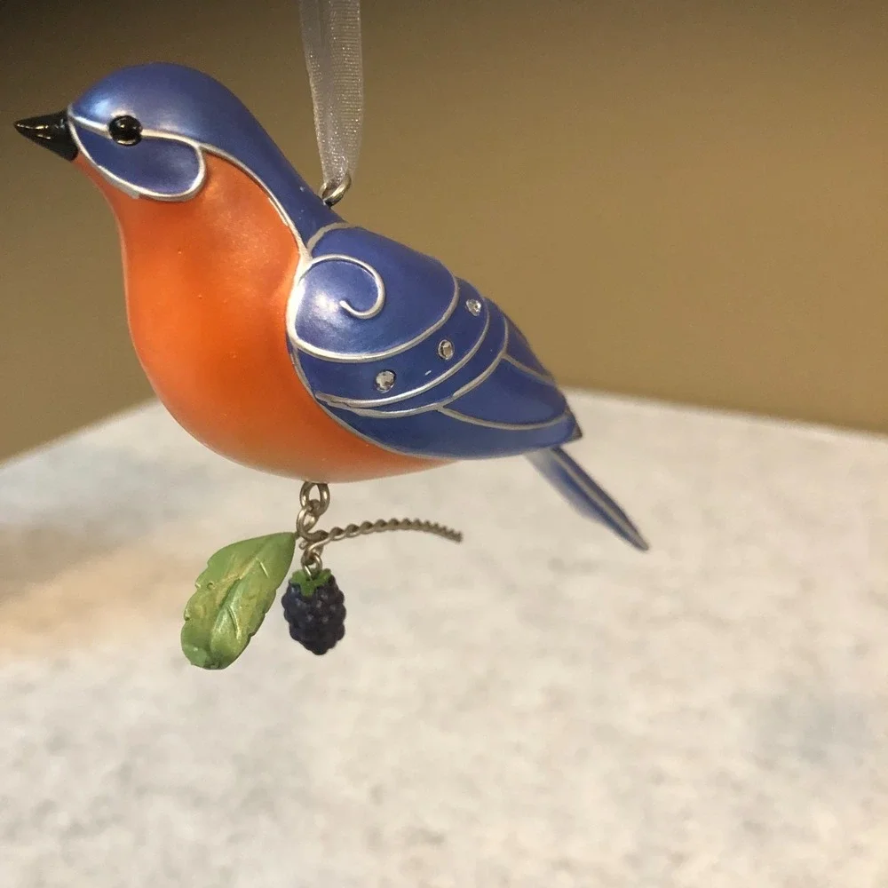 Hallmark Keepsake~2010 Eastern BlueBird~The Beauty of Birds Ornament~6th